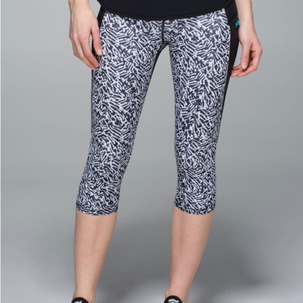 Lululemon Top Speed Crop. (2015) Size 6